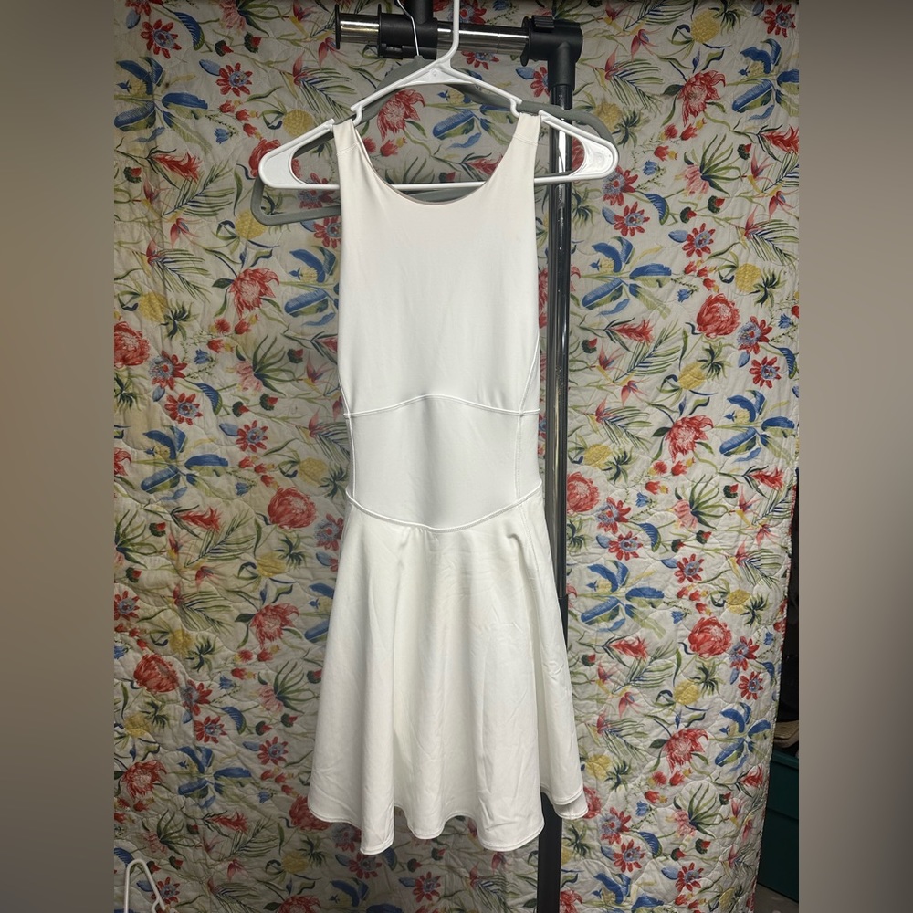 Beautiful Lululemon athletic dress!!! Like new!